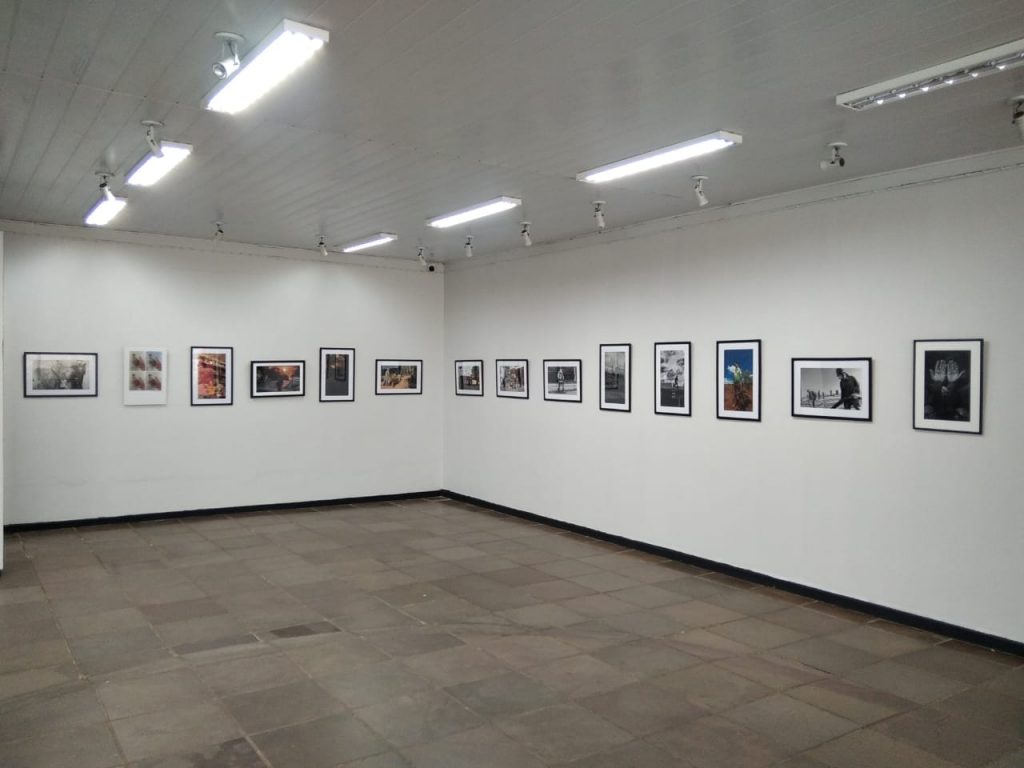 Centro Cultural Gilberto Mayer recebe exposição fotográfica em homenagem ao mês do trabalhador