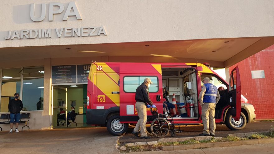 Idoso sofre laceração no pé ao ser atingido por moto na BR-277