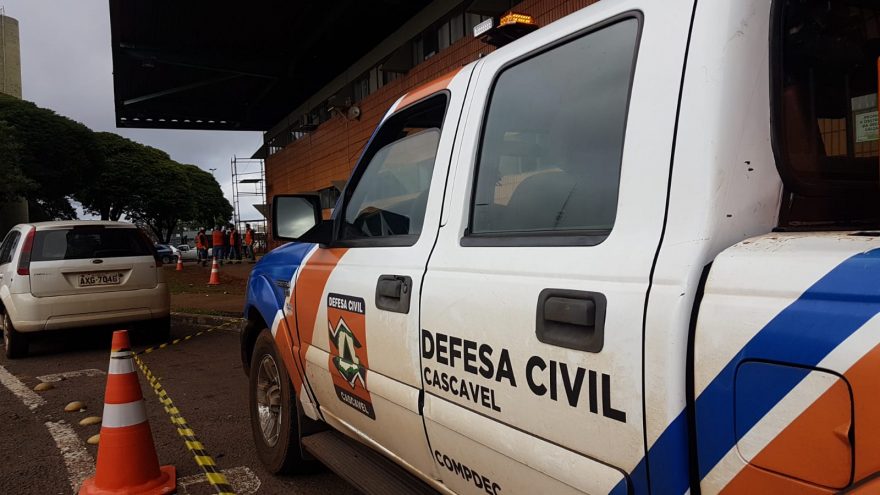 Defesa Civil e Município realizam mutirão de limpeza na Rodoviária