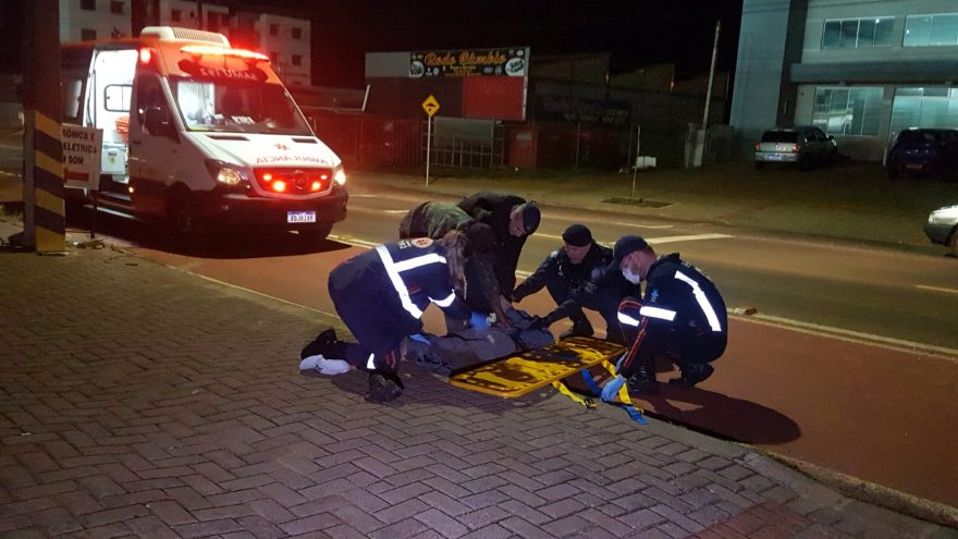 Homem é contido durante tentativa de suicídio na Avenida Piquiri em Cascavel