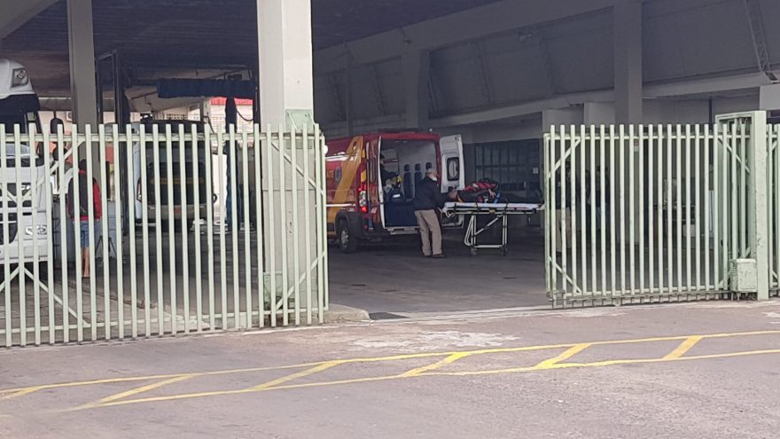 Homem é socorrido após sofrer queda em empresa no Bairro Alto Alegre