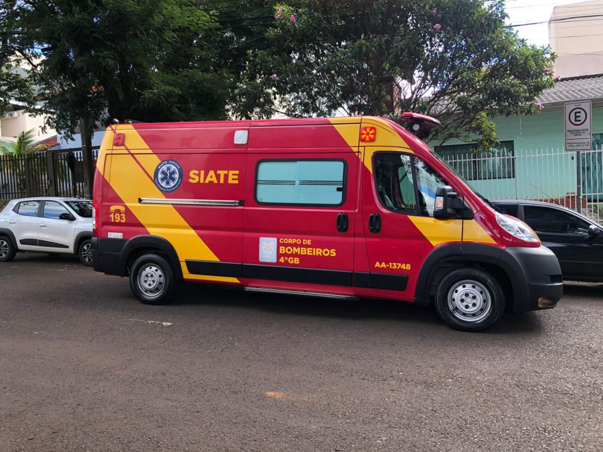 Idosa fica ferida ao sofrer queda no Centro