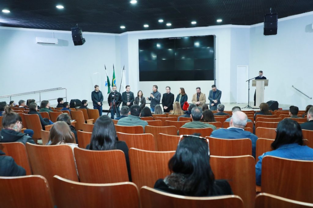 Alvará: “nós acreditamos na palavra dos empresários”, diz Paranhos