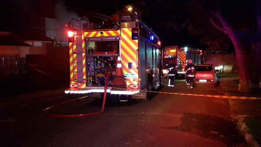 Incêndio em residência mata cachorrinho e deixa homem ferido