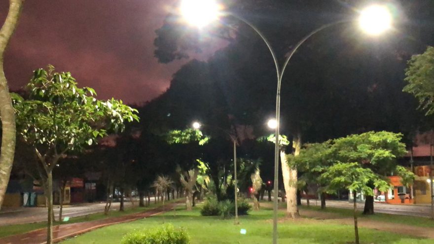 Após fria madrugada com temperatura chegando a 4º, dia promete ser ensolarado em Cascavel
