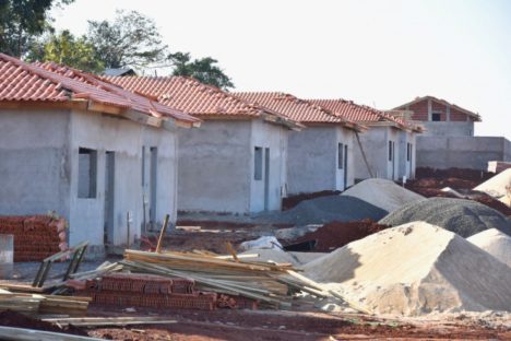 Obras de 75 casas populares do programa Vida Nova avançam em Jandaia do Sul Imagem referente a Obras de 75 casas populares do programa Vida Nova avançam em Jandaia do Sul