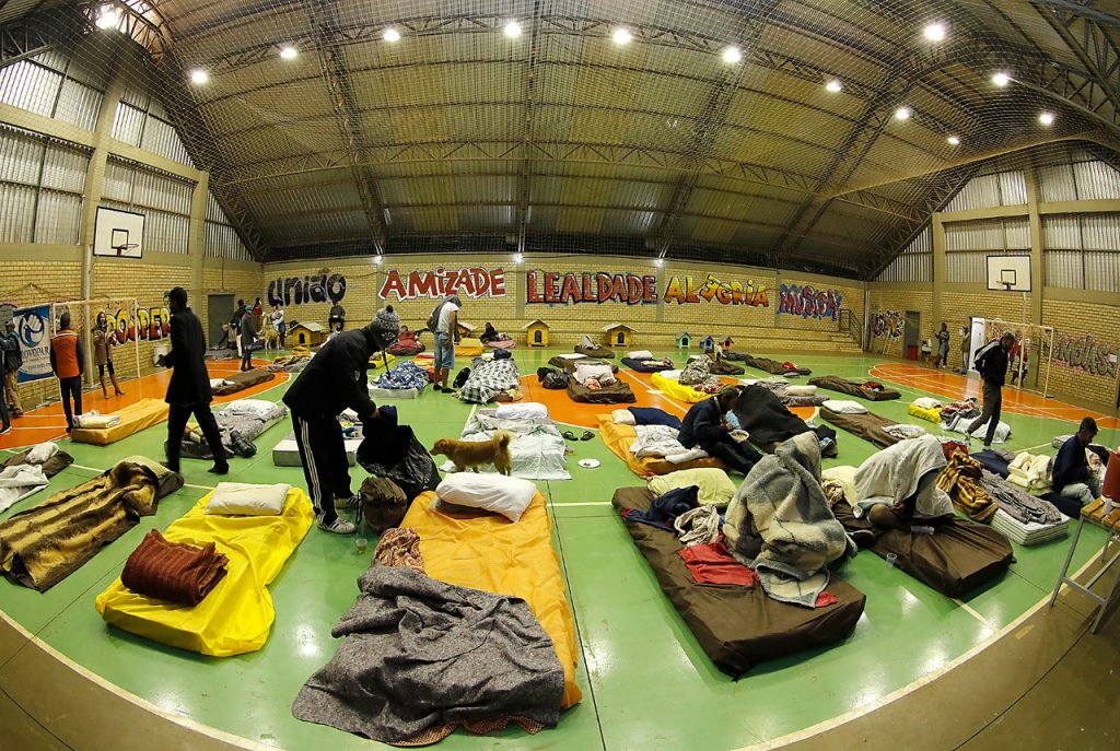 Centro Amor manterá acolhimento a moradores de rua em ginásio de Cascavel