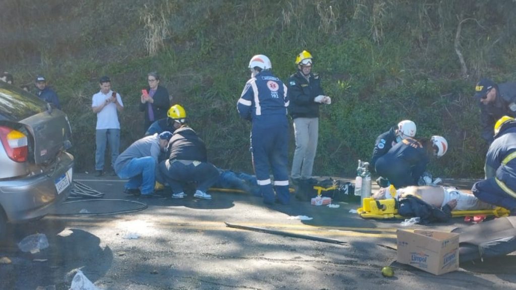Grave acidente de trânsito deixa vítima fatal e pessoas feridas na BR-163 entre Lindoeste e Capitão L. Marques