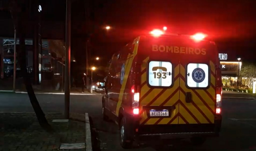 Adolescente sofre ferimentos no crânio no Ginásio do São Cristóvão Adolescente sofre ferimentos no crânio no Ginásio do São Cristóvão