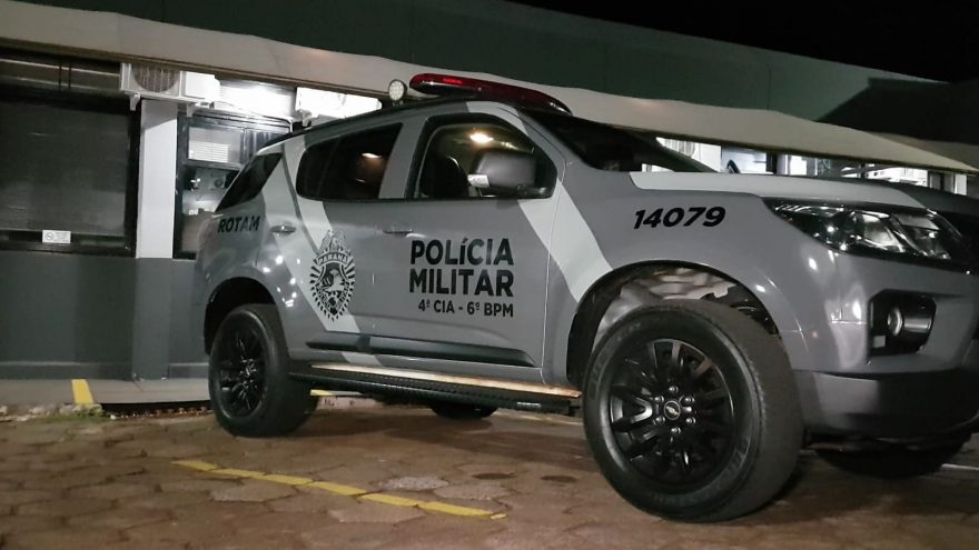 Após ultrapassar viatura da Rotam em alta velocidade, indivíduo é detido