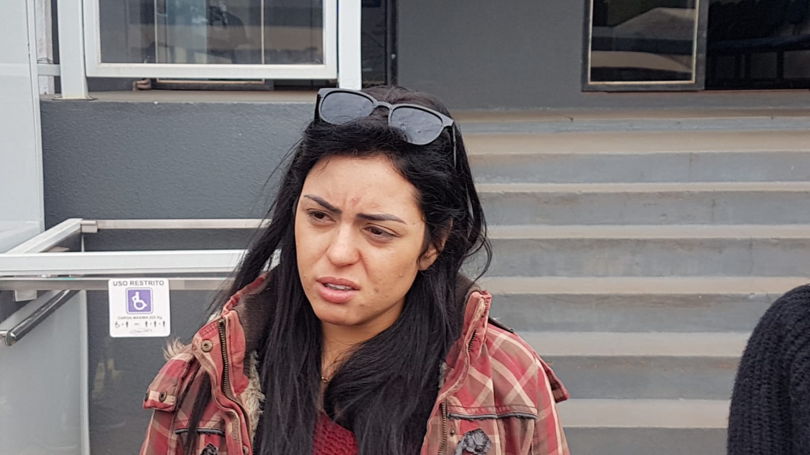 Esposa de Gabriel Gomes Baiça afirma que não percebeu que marido havia sido esfaqueado: "Achei que foi uma briga normal"