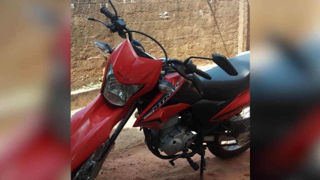 Moto é furtada no Centro de Cascavel e dono pede ajuda para recuperá-la