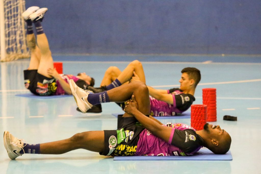 Cascavel Futsal deverá ter quase todo o elenco à disposição para confronto com o Minas