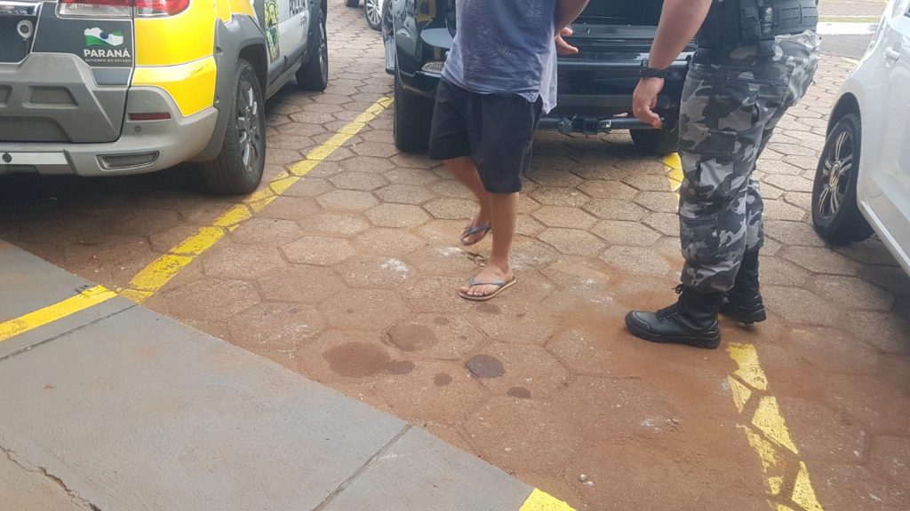 Casal detido com 1 kg de cocaína é levado para a 15ª SDP