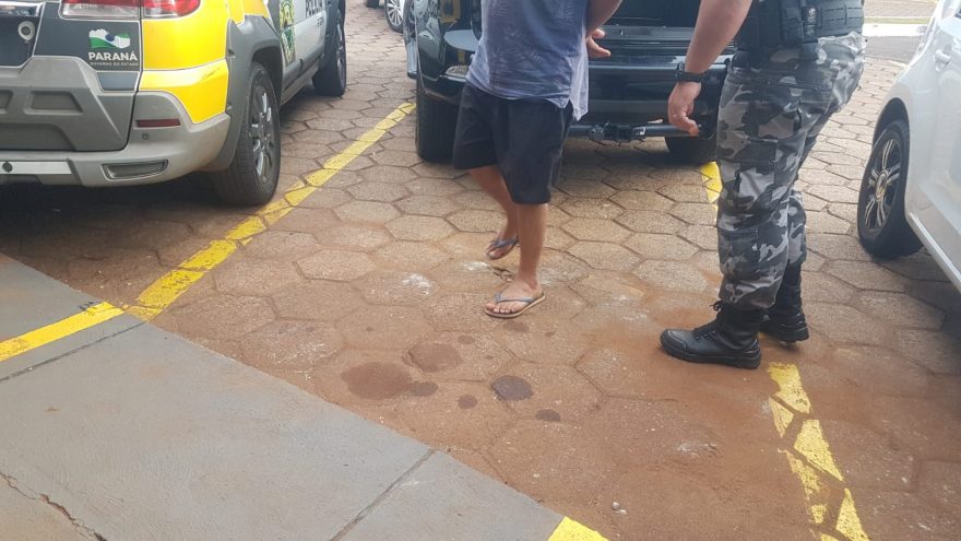 Casal detido com 1 kg de cocaína é levado para a 15ª SDP