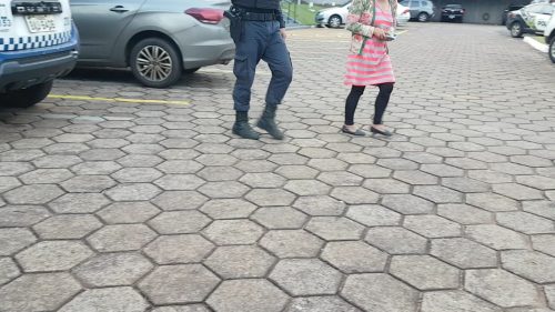 Mulher é detida pela Guarda Municipal por desacato no posto de saúde do Riviera