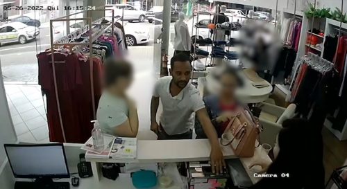 Bandido armado com faca invade loja de roupas no Centro de Cascavel