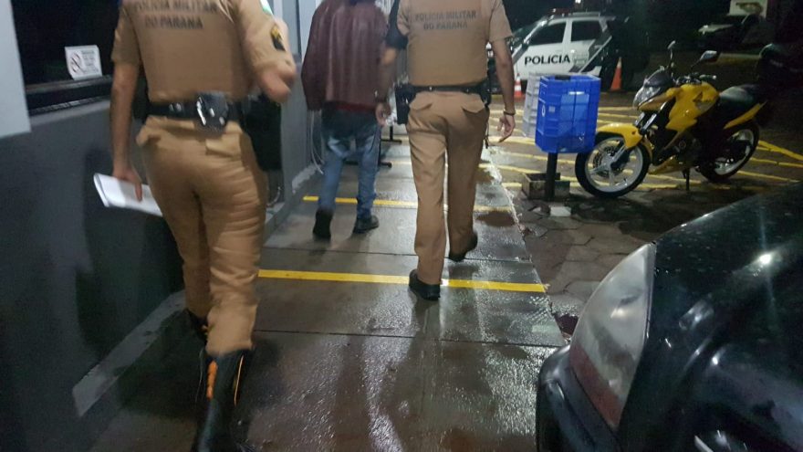 Homem é preso após se envolver em acidente de trânsito e se recusar a fazer teste do etilômetro