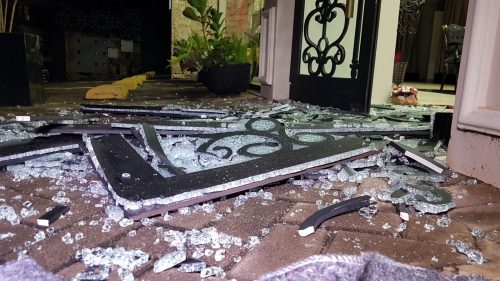 Marginais arrombam ateliê no Centro; dinheiro foi subtraído do caixa