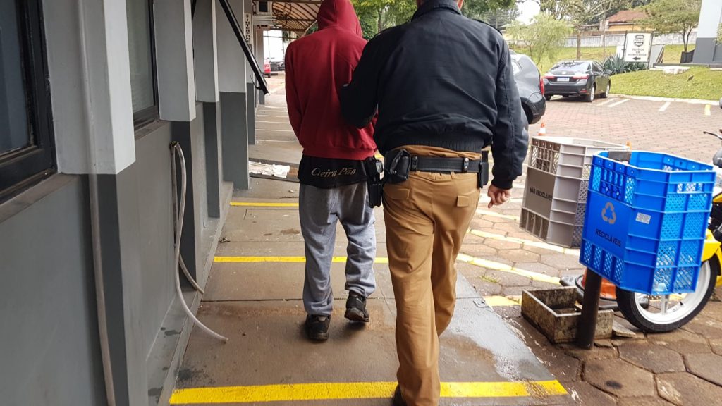 PM detém jovem e recupera bicicleta no Santa Cruz