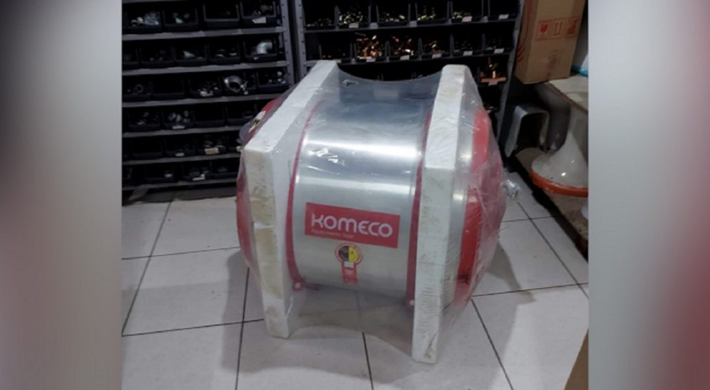 Internauta procura aquecedor que caiu de caminhonete entre Campina da Lagoa e Cascavel Internauta procura aquecedor que caiu de caminhonete entre Campina da Lagoa e Cascavel