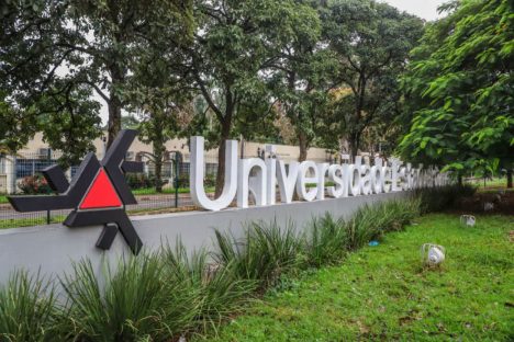UEM vai ofertar mais cursos para formação de professores da educação básica Imagem referente a UEM vai ofertar mais cursos para formação de professores da educação básica