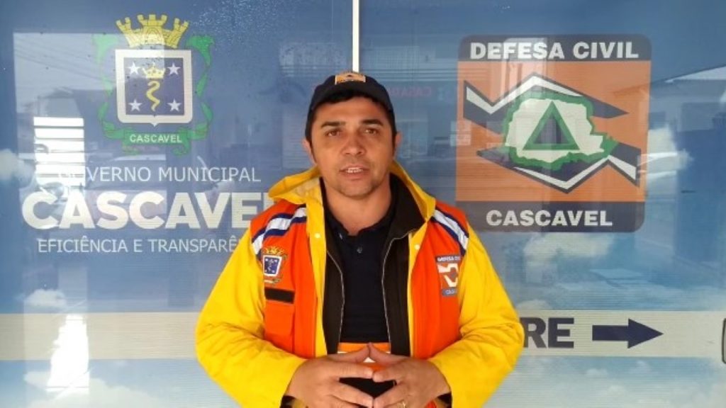 “O que mais preocupou foram dois deslizamentos de terra” relatou coordenador da Defesa Civil