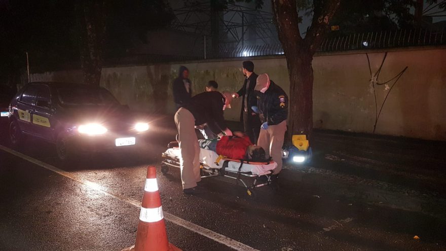 Mulher fica ferida após colisão de trânsito na Rua Rio de Janeiro