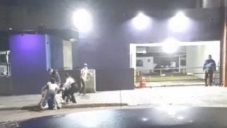 Vídeo: Sabadou com 'S' de soco na cara e sangangu no Centro