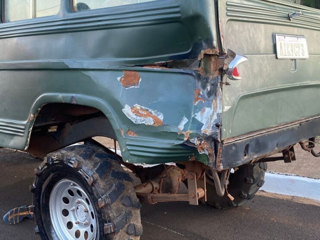 Motociclista morre ao bater em caminhonete, no Interlagos