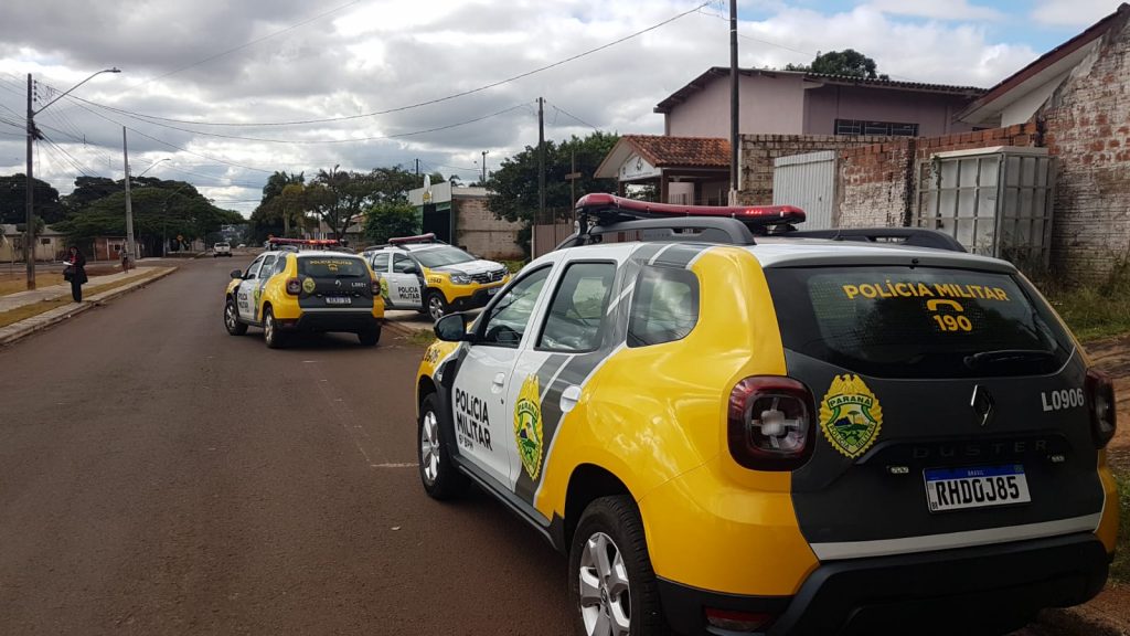 Proprietário de veículos com registro de furto não é detido pois documentação é levada até a Polícia