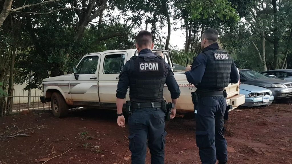 Guarda Municipal recupera caminhonete com registro de furto
