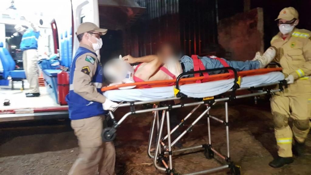 Homem é esfaqueado e encaminhado ao Hospital Universitário em estado grave