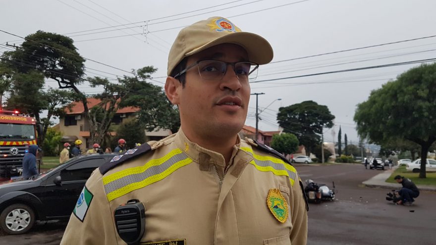 Oficial fala sobre resgate a motociclista que foi atropelado e ficou preso embaixo de veículo