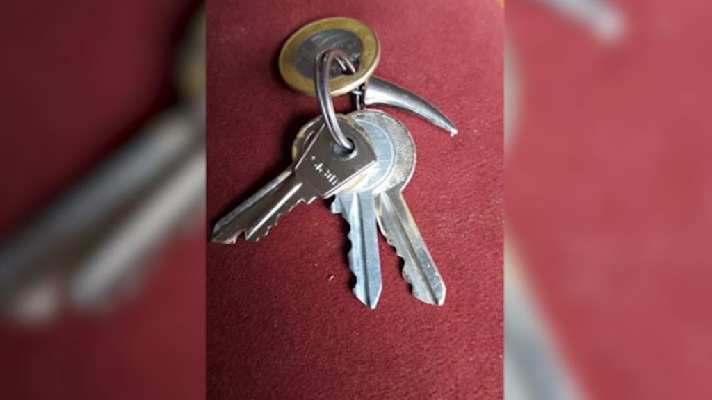 Molho de chaves é encontrado nas proximidades do Terminal Sul
