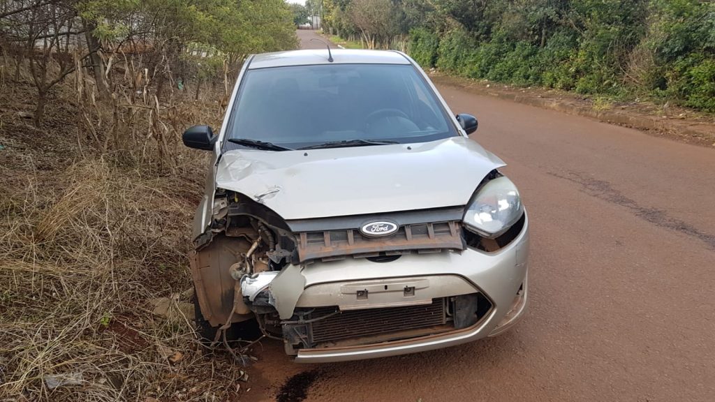 Carro envolvido em grave acidente no Viaduto da Rocha Pombo se evadiu do local, mas foi achado