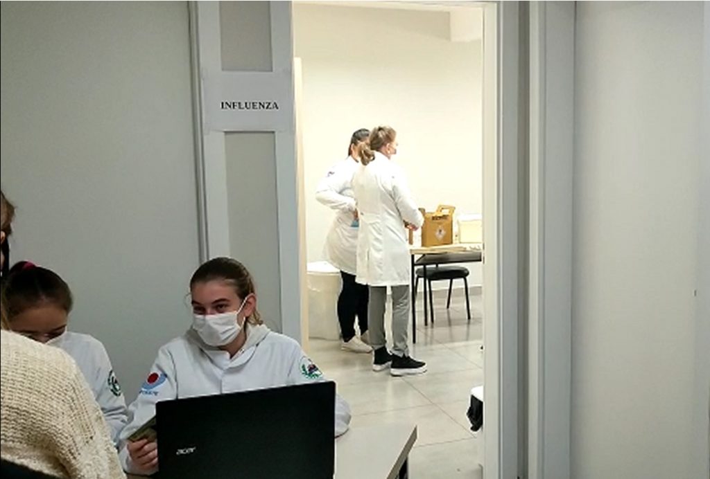 Cascavel tem 70 mil doses de vacinas contra a Influenza em estoque