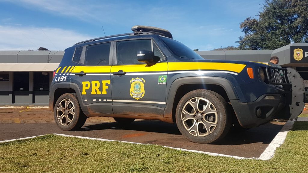 Motorista de caminhão é detido por embriaguez ao volante