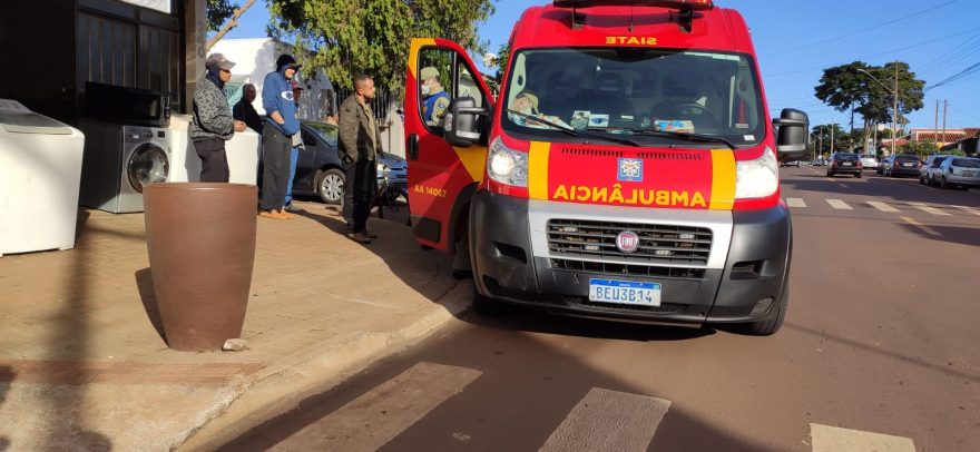 Ciclista fica ferido após ser atingido por carro no Bairro Interlagos