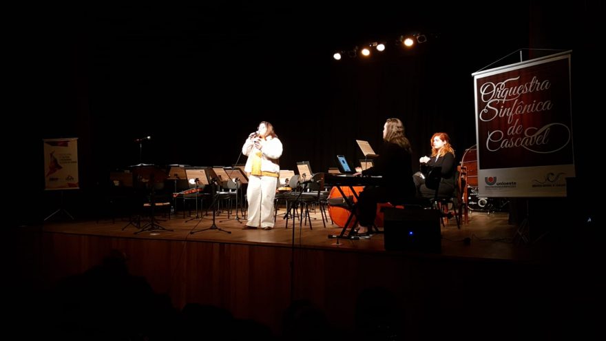 Com Centro Cultural Gilberto Mayer lotado, Orquestra Sinfônica de Cascavel traz “O Canto da Natureza”