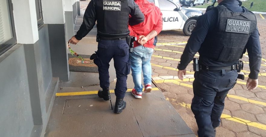 Homem é detido em ação da Guarda Municipal de Cascavel