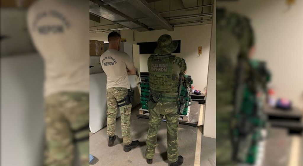 BPFron e Polícia Federal apreendem drogas em Mercedes