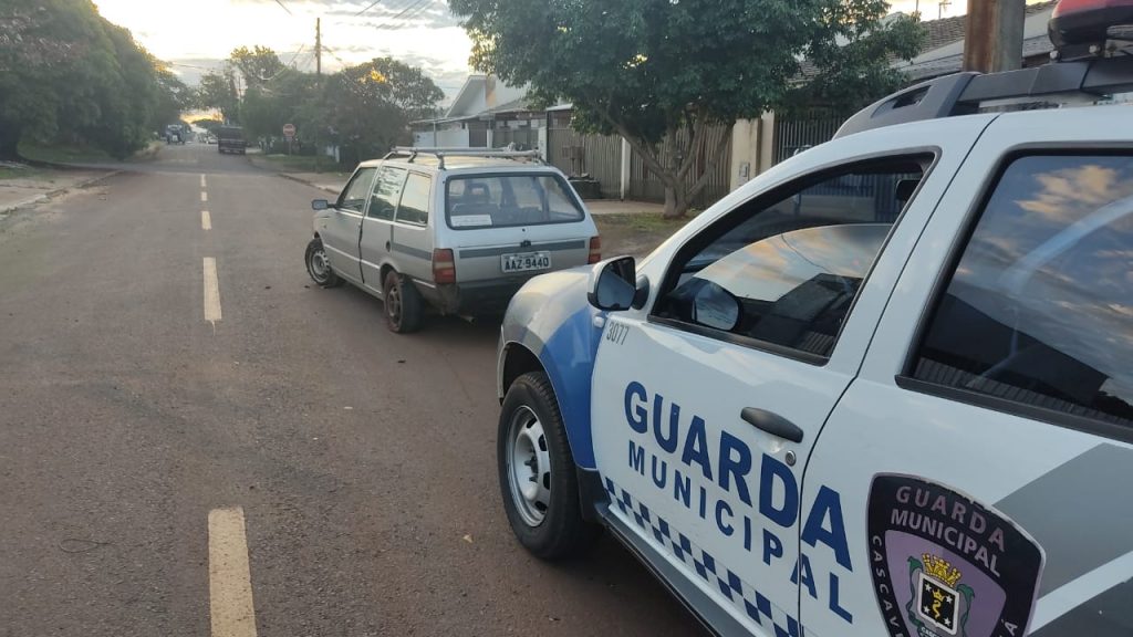 GPOM recupera veículo com registro de furto no Bairro Santa Cruz