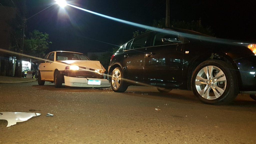 Colisão de trânsito é registrada na Rua Rio da Paz