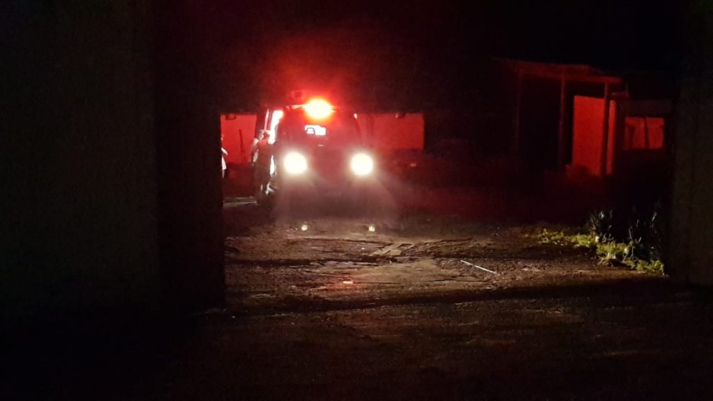 Vítima de queda é socorrida pelo Corpo de Bombeiros