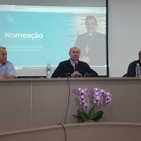 Imagem referente a Durante quimioterapia de Dom Adelar, bispo auxiliar, Dom Donizeti, irá ajudar nos trabalhos em Cascavel