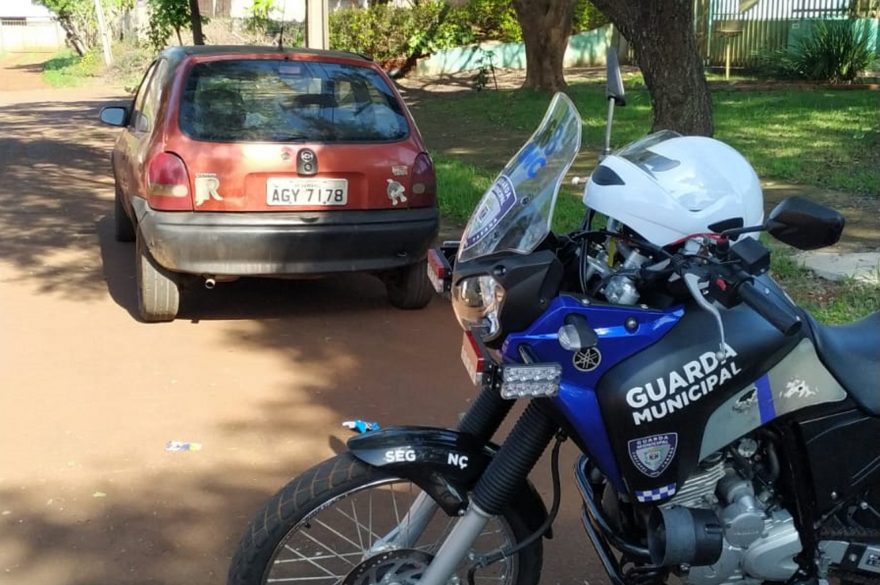 Após denúncia, GPOM recupera veículo com registro de furto