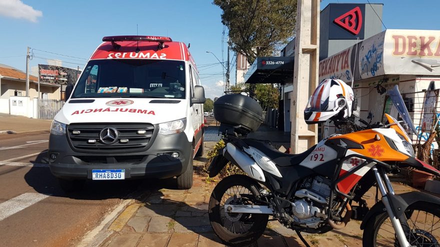Mulher desmaia após ter febre alta e precisa ser socorrida pelo Samu no bairro Coqueiral
