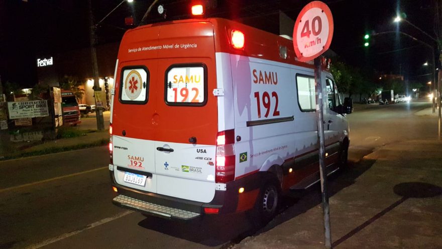 Samu e Guarda Municipal são acionados para conter mulher em surto quebrando objetos