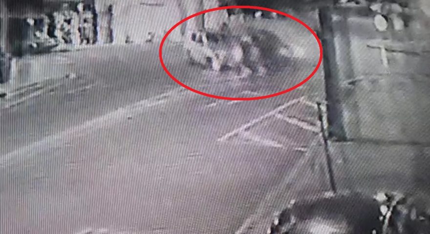 Câmera de segurança flagra forte acidente que deixou mulher ferida no Tarumã